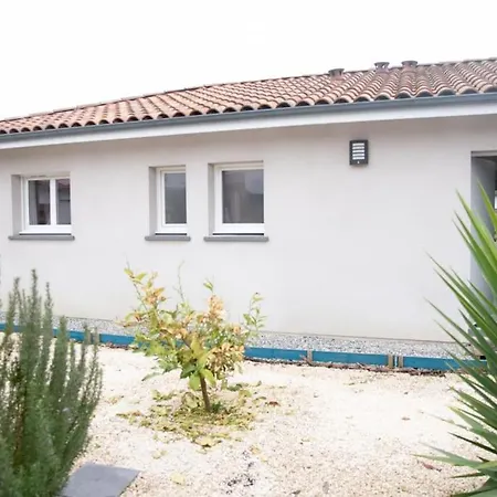 Maison Noumea * Saubrigues